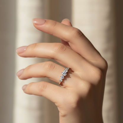 Display on hand ring is sparkling hand
